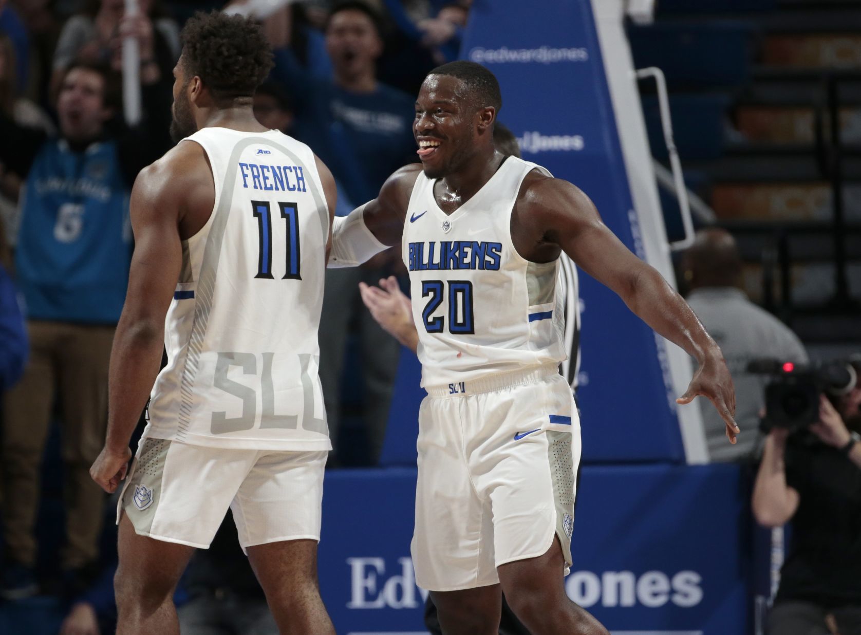 SLU 82, Eastern Washington 60